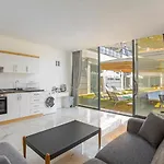 מלון Nur & 3*