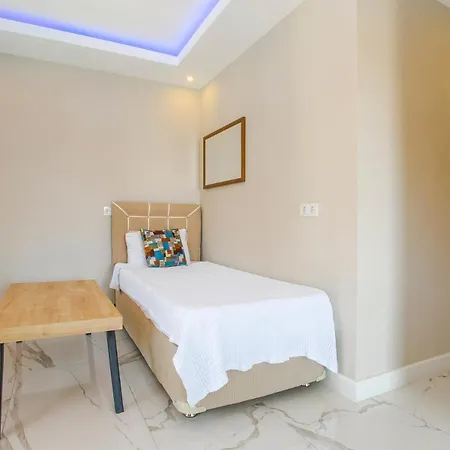 Nur & Hotel Kalkan