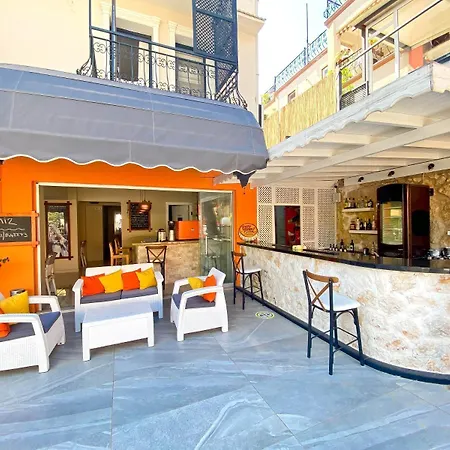 Hotel Nur &