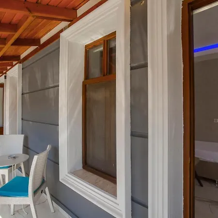 Nur & 3* Kalkan