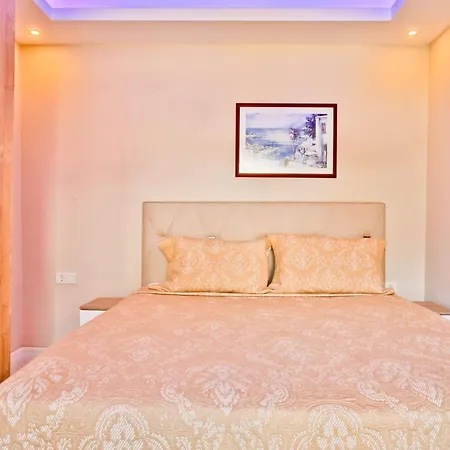 Nur & Otel