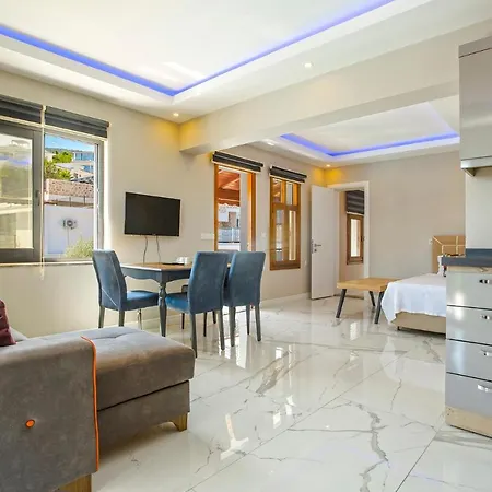 Nur & 3* Kalkan